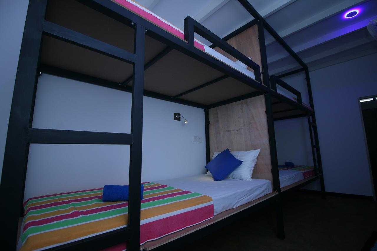 Backpack Beach Hostel & Reggae Bar Boossa Bagian luar foto