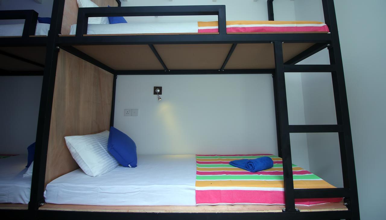 Backpack Beach Hostel & Reggae Bar Boossa Bagian luar foto
