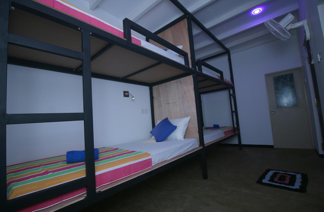 Backpack Beach Hostel & Reggae Bar Boossa Bagian luar foto